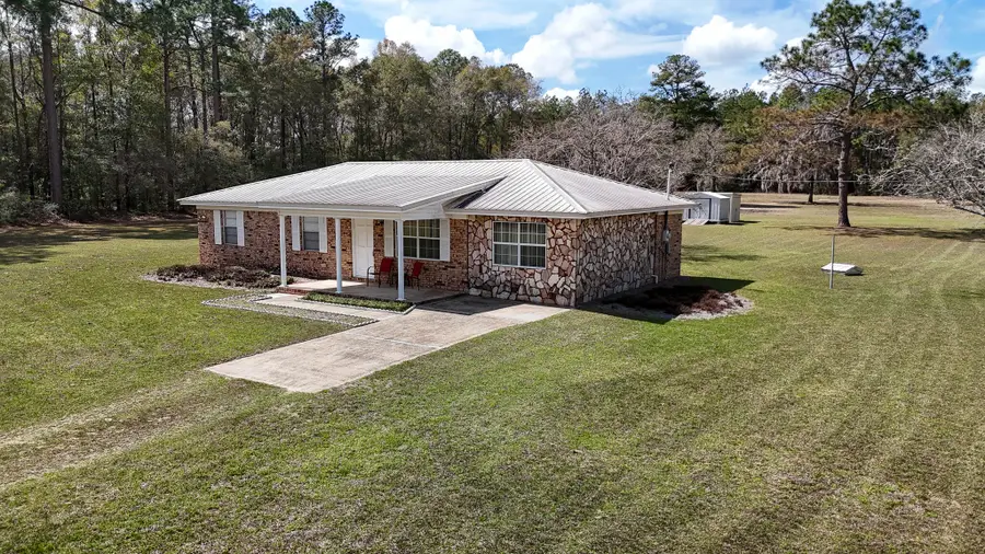 343 Campbell Road, Defuniak Springs, FL 32433 - #2