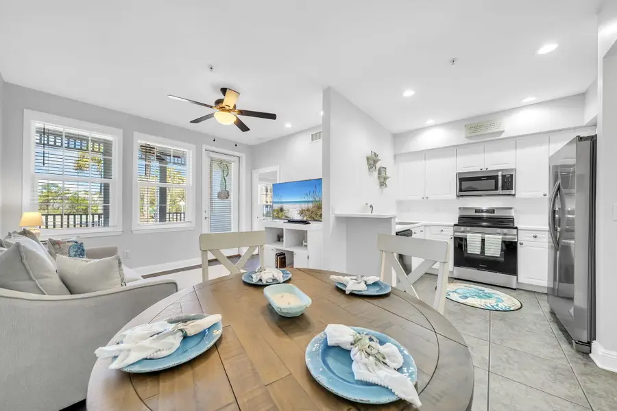 86 Village Boulevard #APT 411, Santa Rosa Beach, FL 32459 - #2