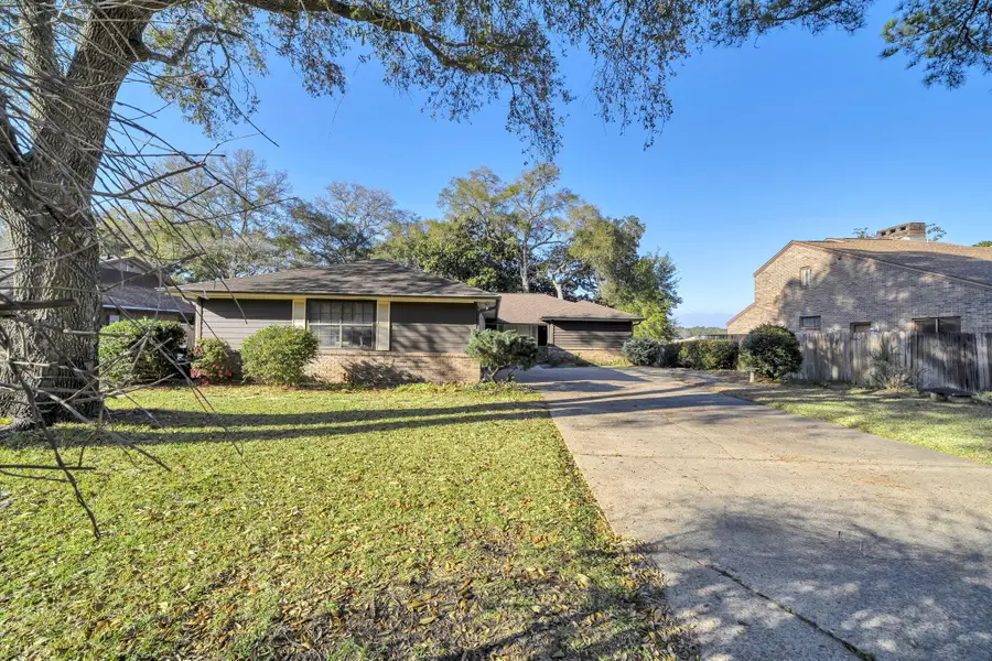 630 Sailboat Drive, Niceville, FL 32578 - #2