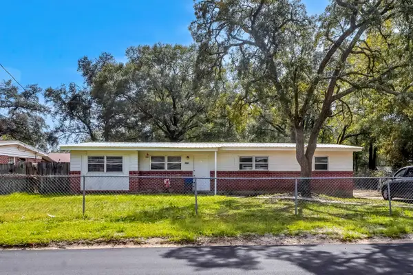 6419 Julia Drive, Milton, FL 32570