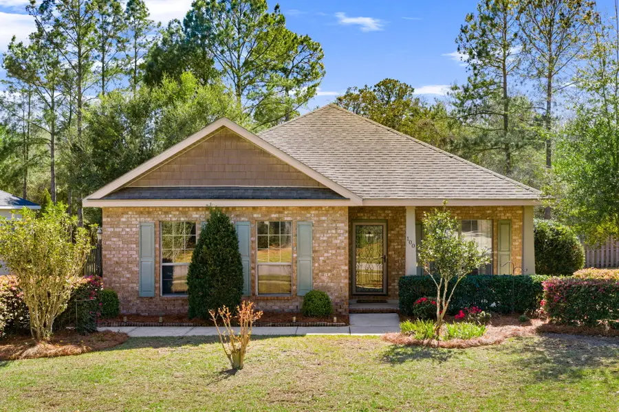 100 Camellia Court, Freeport, FL 32439 - #2