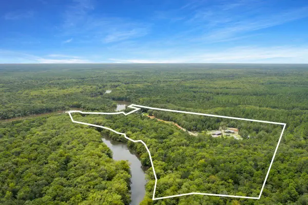 66 Sawmill Road, Bruce, FL 32455