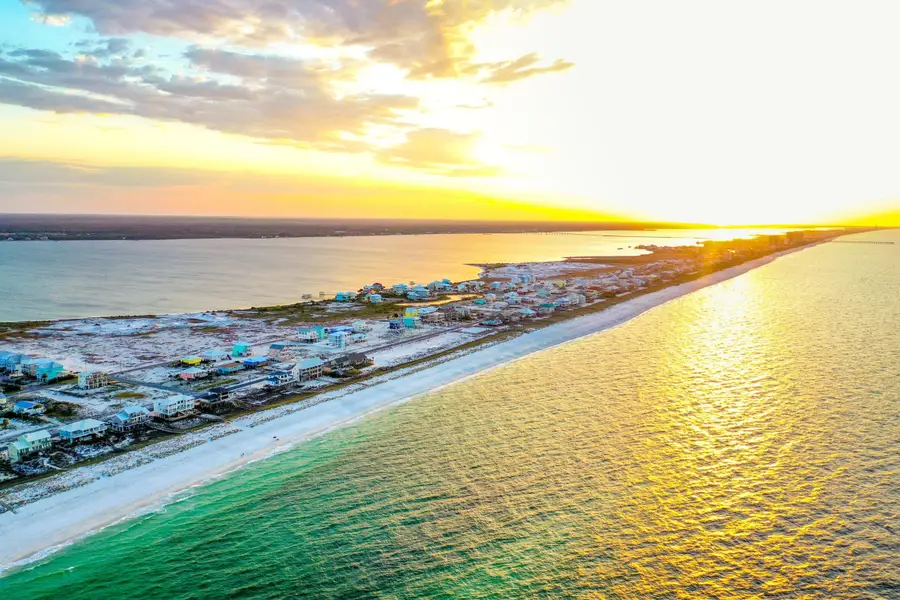 1468 Bermuda Drive, Navarre, FL 32566 - #2