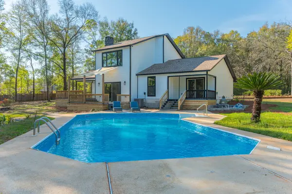 2787 Lake Silver Road, Crestview, FL 32536