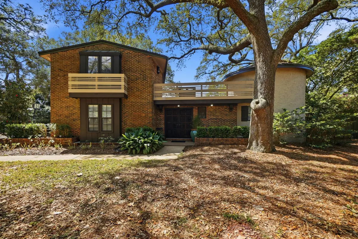 407 Marion Drive, Niceville, FL 32578 - #1