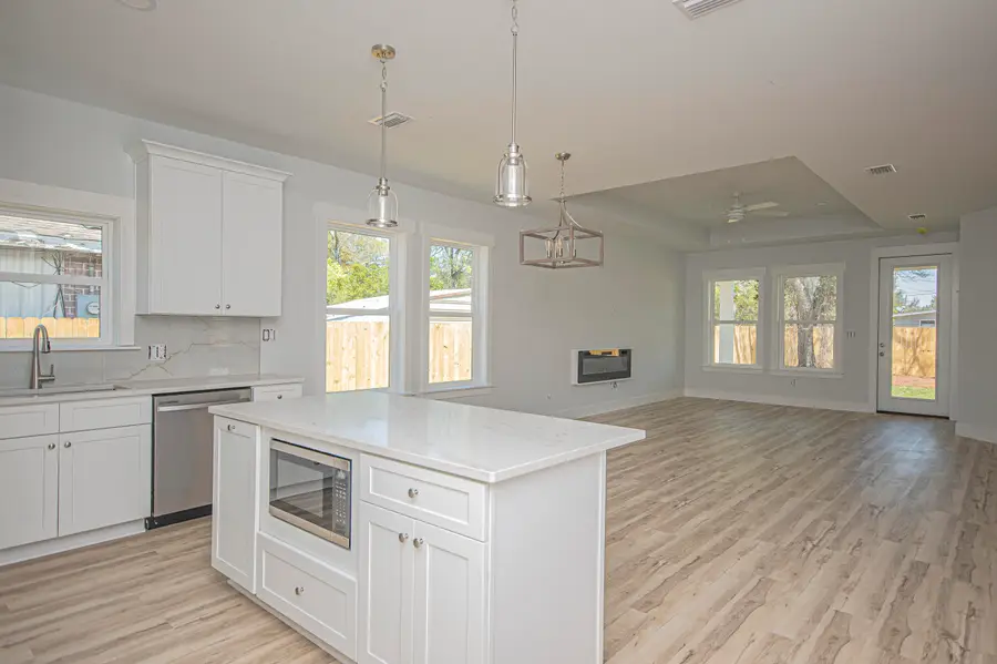 18 Wood Avenue, Panama City, FL 32404 - #2