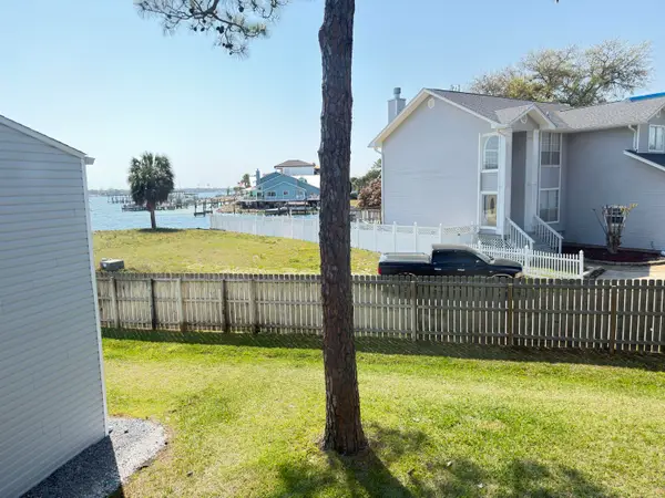 101 Old Ferry Road #UNIT 12C, Shalimar, FL 32579