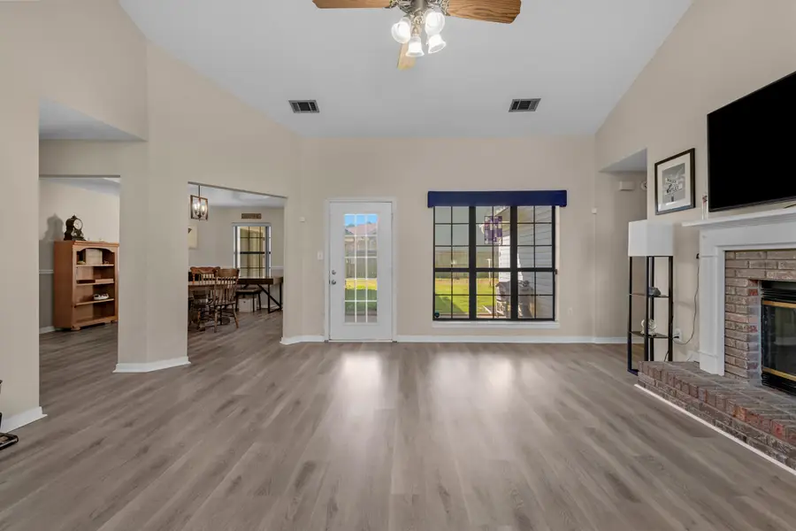 424 Northampton Circle, Fort Walton Beach, FL 32547 - #2