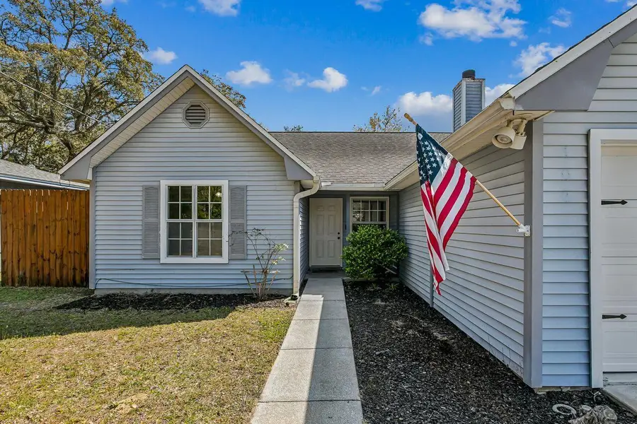 102 2nd Avenue, Shalimar, FL 32579 - #2