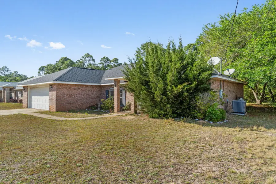 6456 Bay Oaks Drive, Milton, FL 32583 - #3