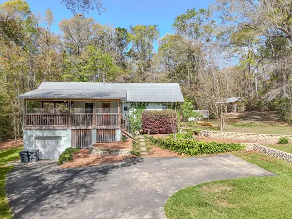 211 Lester Price Road, Ponce De Leon, FL 32455