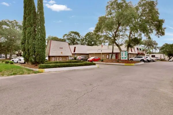 210 Pelham Road #201B, Fort Walton Beach, FL 32547