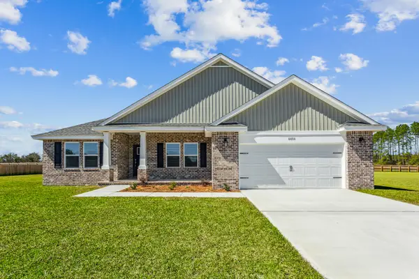 7595 Hatteras Drive, Navarre, FL 32566