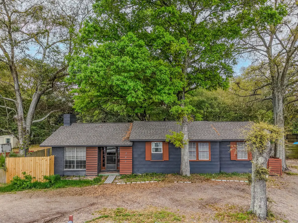 247 NE Highway Avenue, Fort Walton Beach, FL 32547 - #1