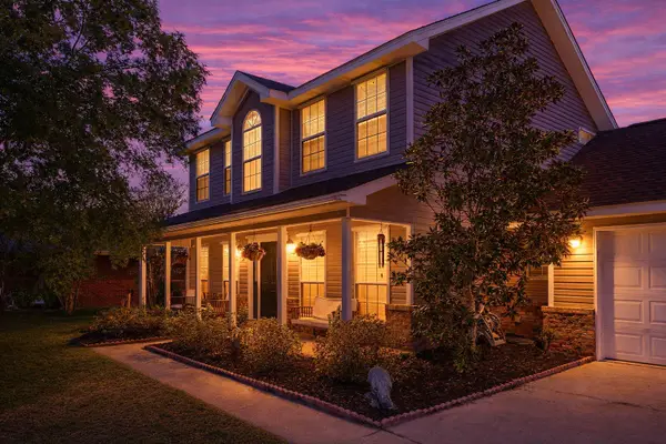 2204 Creekwood Court, Navarre, FL 32566