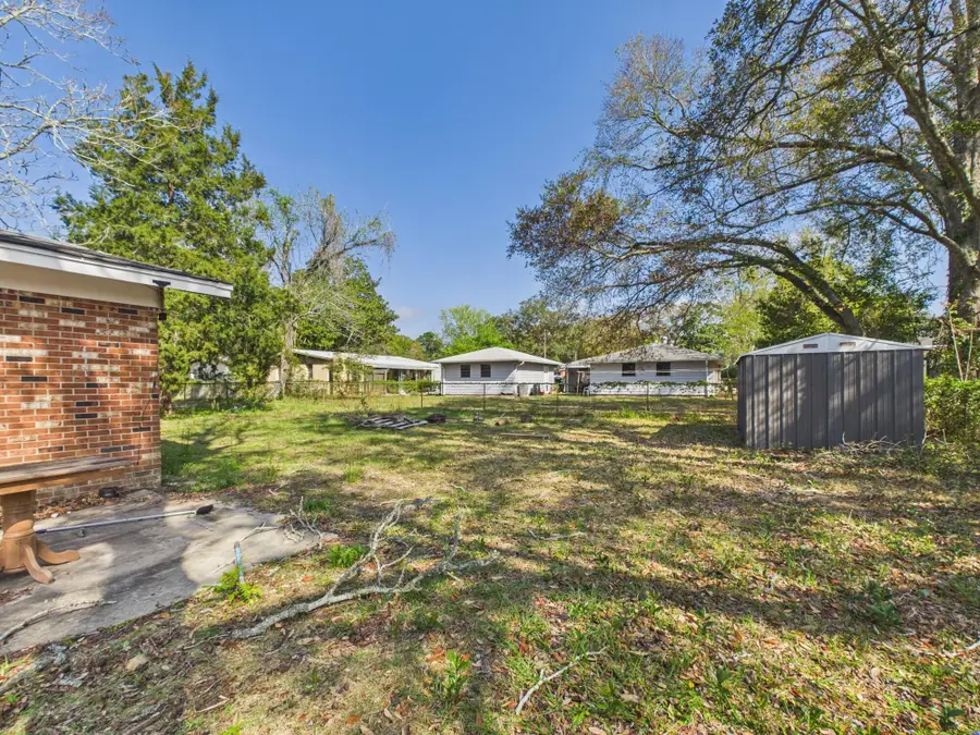 343 NW Hollywood Boulevard, Fort Walton Beach, FL 32548 - #2