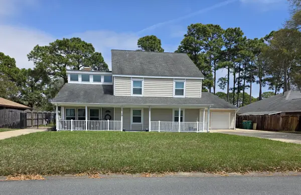 19 Lake Lorraine Circle, Shalimar, FL 32579