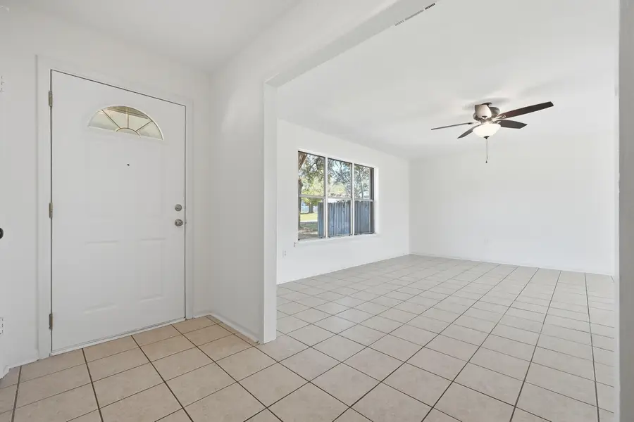 306 W Kansas Street, Bonifay, FL 32425 - #3