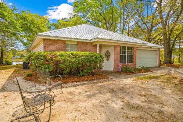 21 Marys Court, DeFuniak Springs, FL 32433