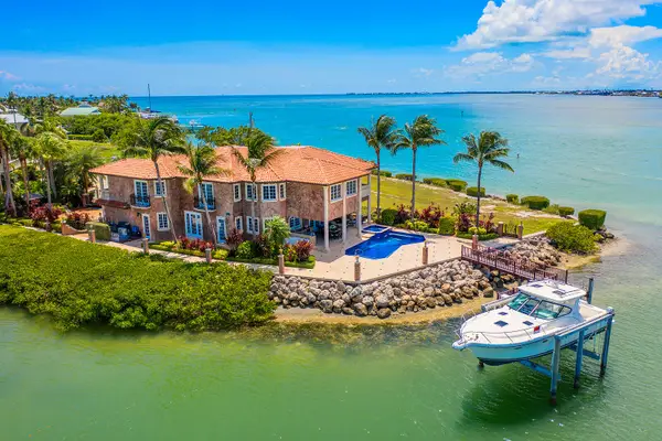 390 13th Street, Key Colony, FL 33051