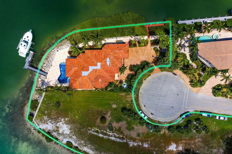 390 13th Street, Key Colony Beach, FL 33051 - #2