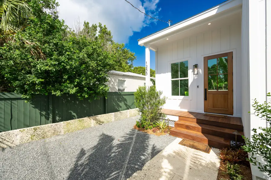 1233 Washington Street, Key West, FL 33040 - Image #2