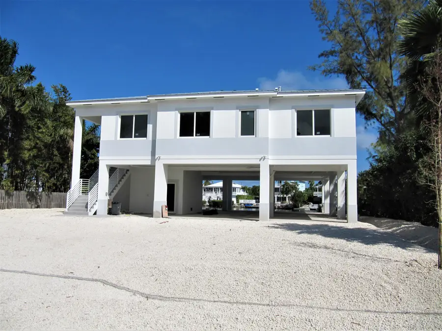38 N Bounty Lane, Key Largo, FL 33037 - Image #2