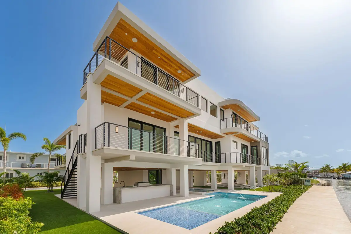 301 Buttonwood Circle #A, Key Largo, FL 33037 - Image #1