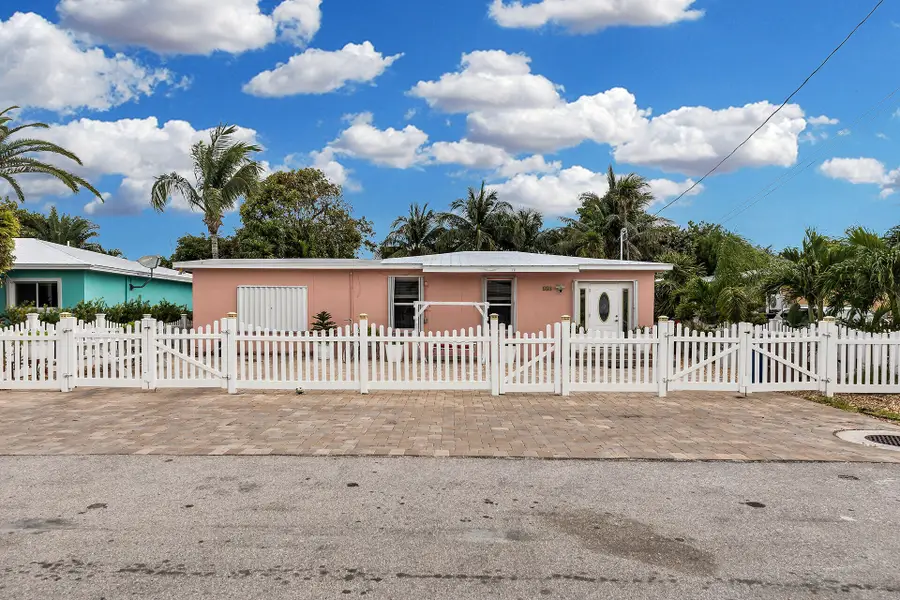 480 109th Street Ocean, Marathon, FL 33050 - Image #2