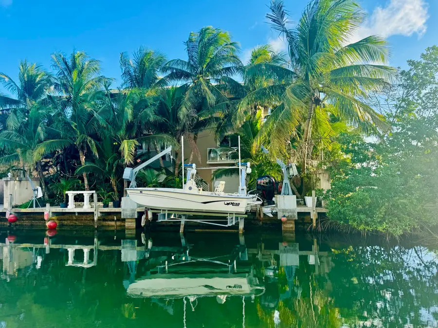 23941 Henry Street, Summerland Key, FL 33042 - Image #3