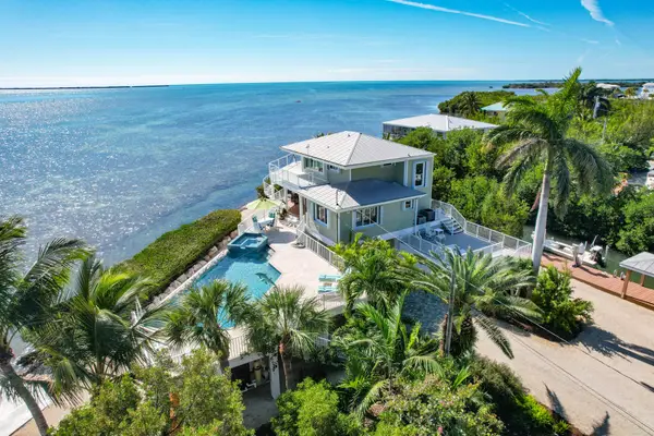 1176 Thatch Lane, Cudjoe, FL 33042