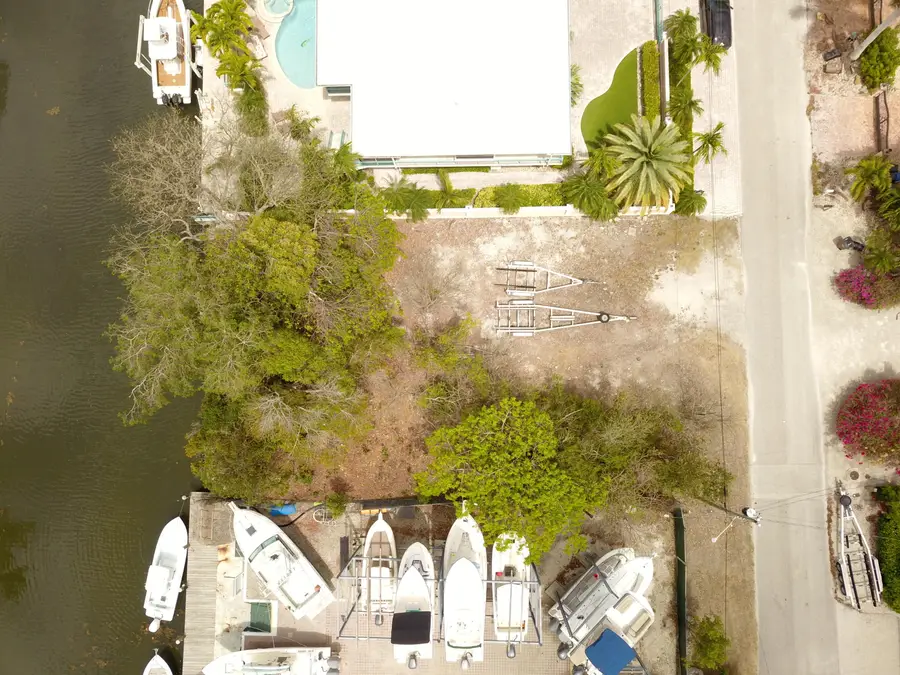 8 S Exuma Road, Key Largo, FL 33037 - #3