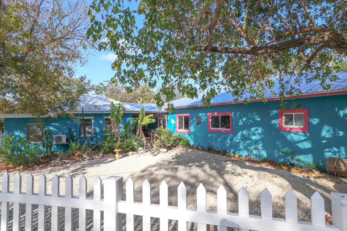 129 Lazy Lane, Key Largo, FL 33037 - Image #1