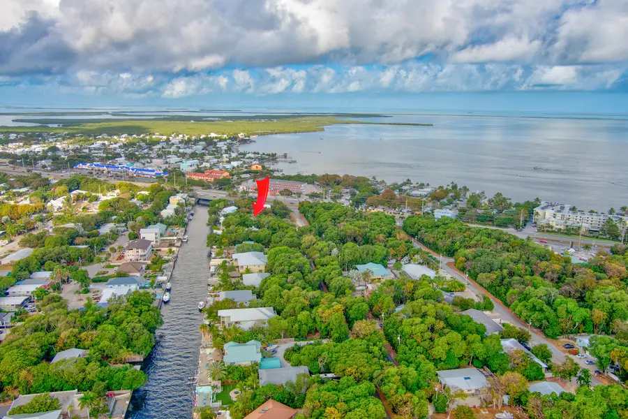 27 Blue Runner Street, Key Largo, FL 33037 - Image #2