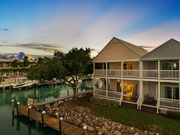 7043 Harbor Village Drive, Duck, FL 33050