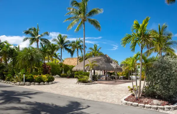 2950 Overseas Highway #38, Saddle Bunch, FL 33040