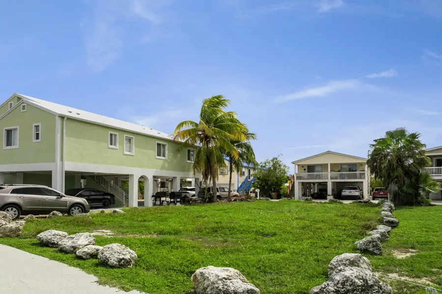 355 E 105th Street Ocean, Marathon, FL 33050 - Image #2