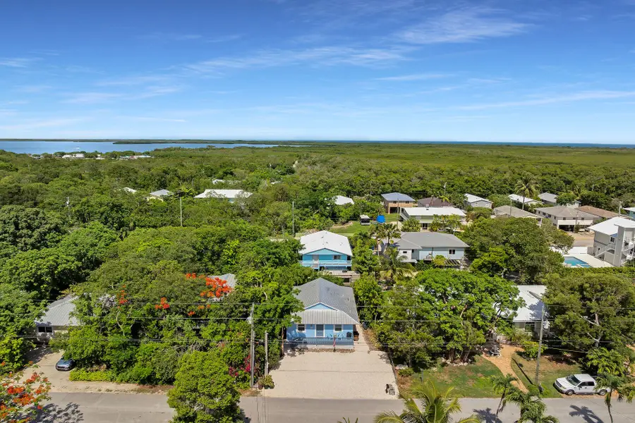 894 La Paloma Road, Key Largo, FL 33037 - Image #2