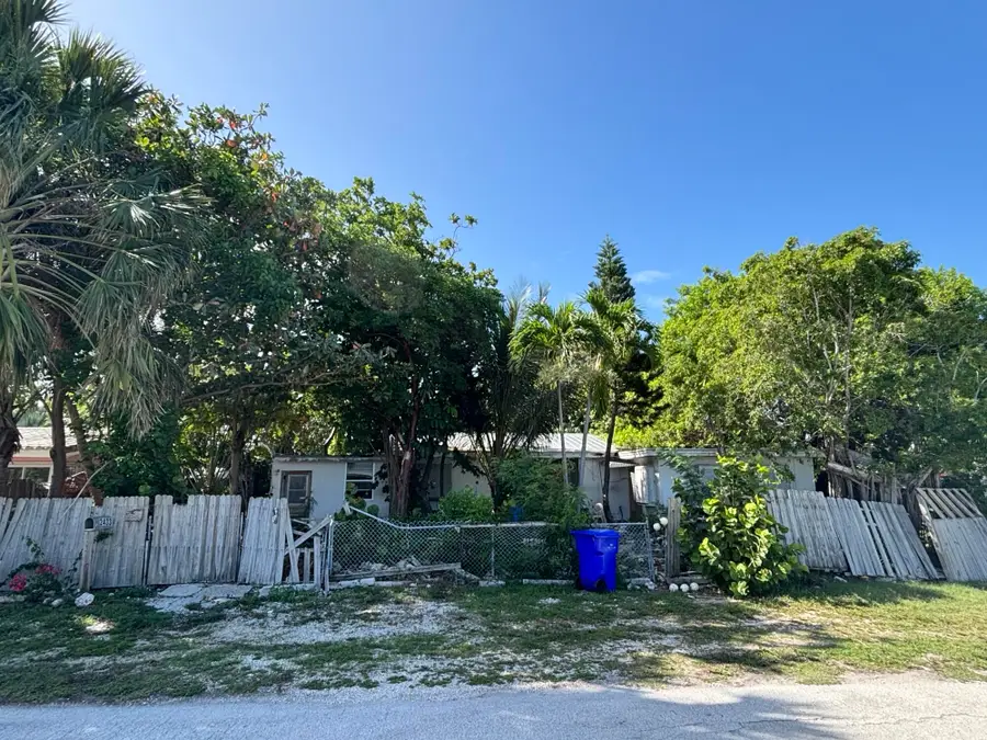 2433 Linda Avenue, Key West, FL 33040 - Image #2