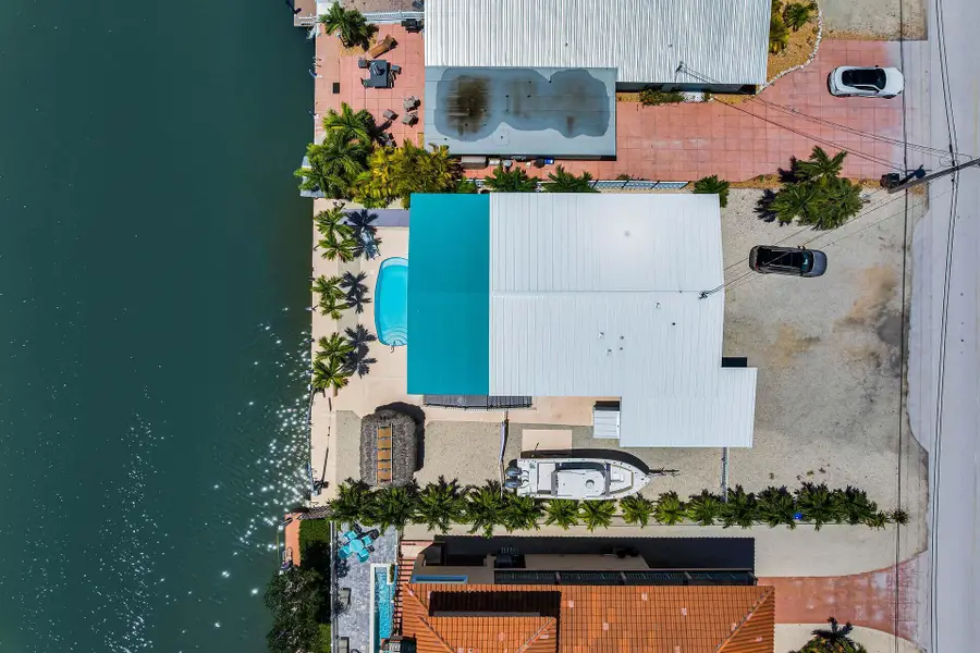 571 8th Street, Key Colony Beach, FL 33051 - Image #3