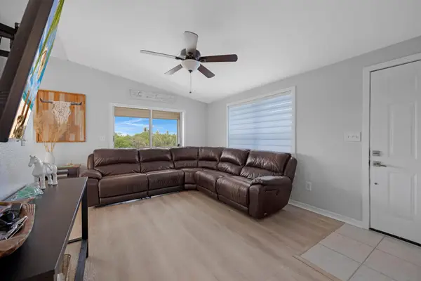 31240 Avenue H, Big Pine, FL 33043