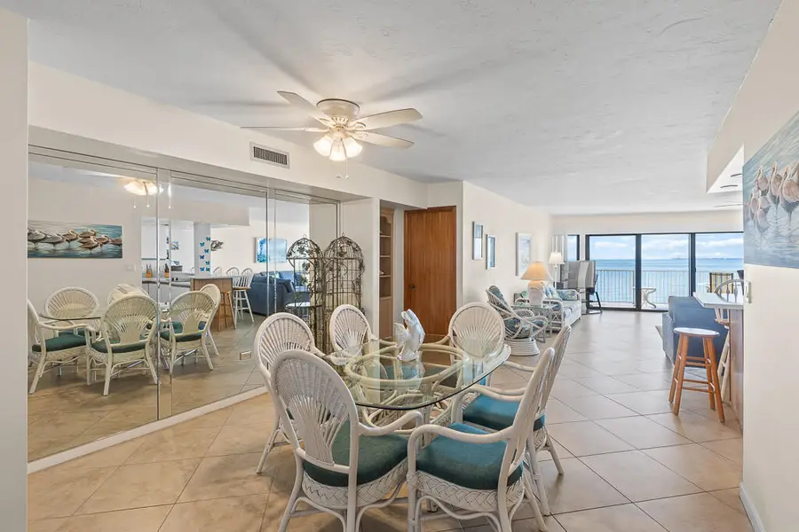1133 W Ocean Drive #13, Key Colony Beach, FL 33051 - Image #2