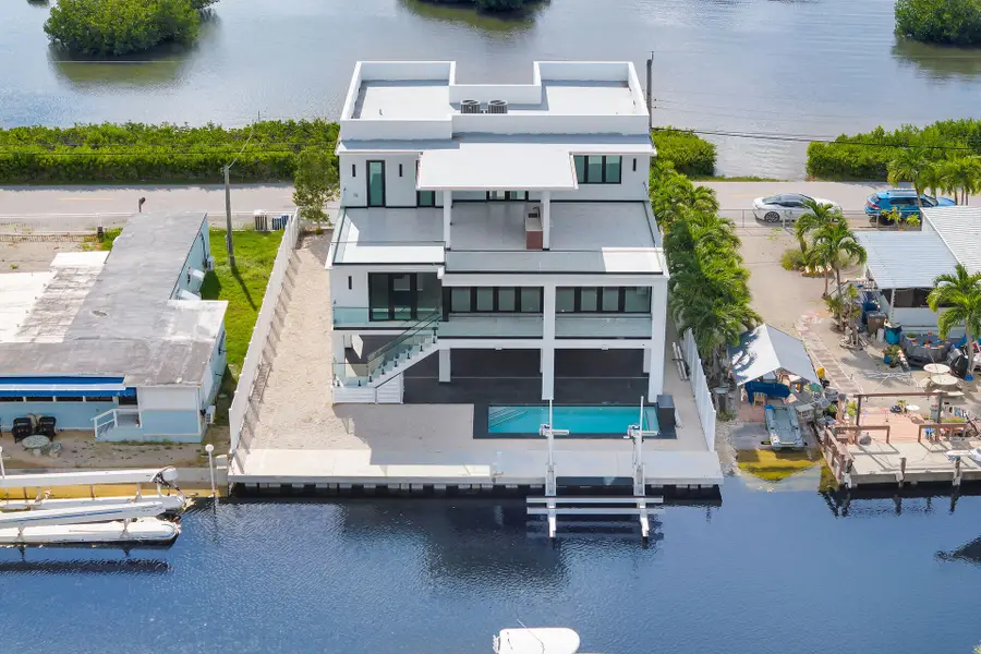 141 Grassy Road, Key Largo, FL 33037 - Image #2