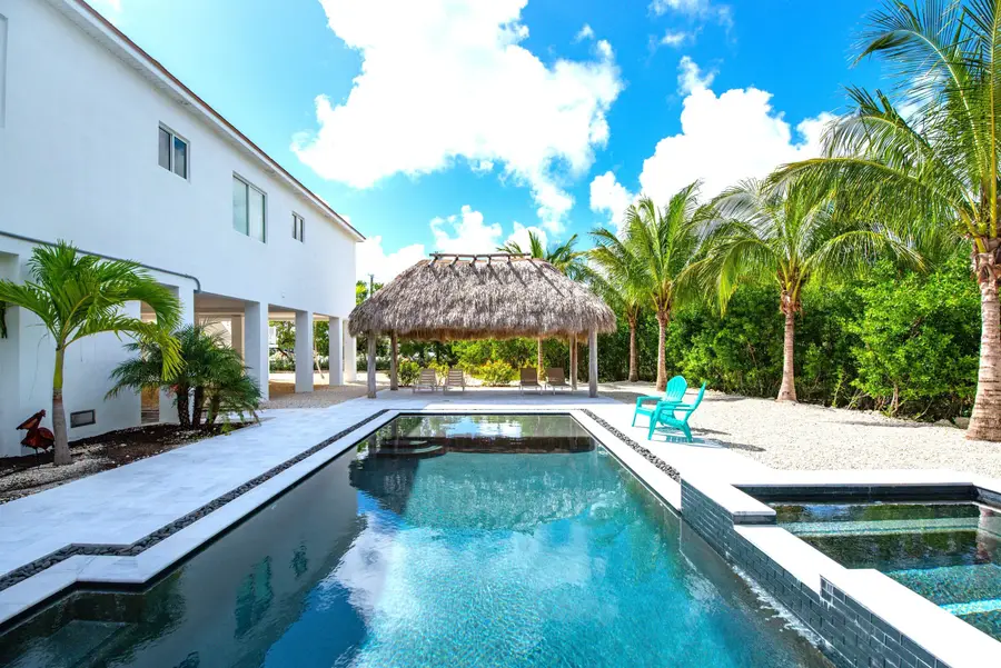 30980 Witters Lane, Big Pine Key, FL 33043 - Image #2