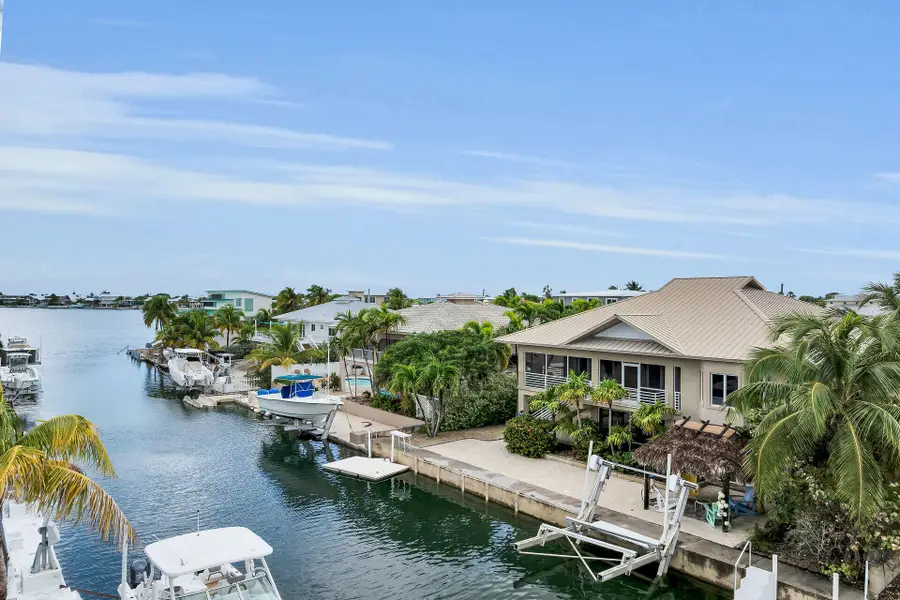 860 Lagoon Drive, Summerland Key, FL 33042 - Image #2