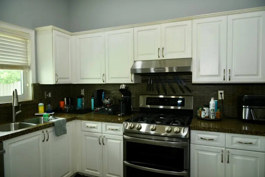 14931 SW 168th Terrace, Richmond West, FL 33140 - Image #3