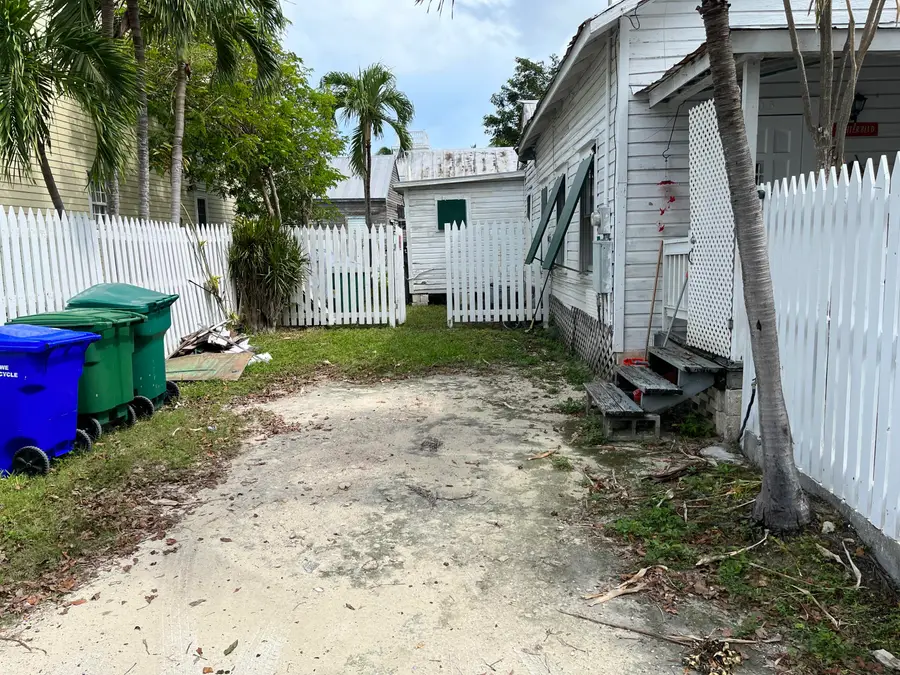 705 Chapman Lane, Key West, FL 33040 - Image #3