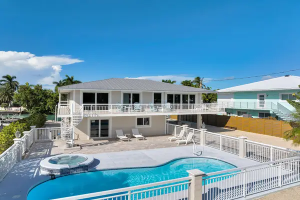 230 W Seaview Drive, Duck, FL 33050