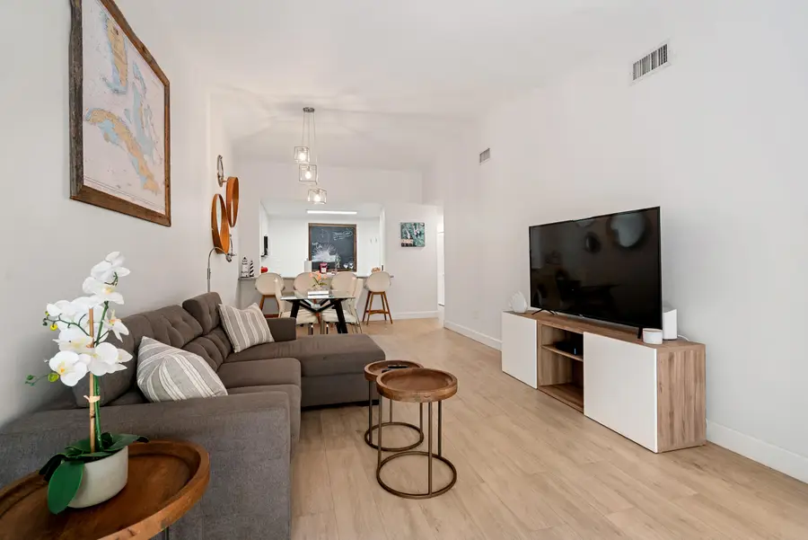 9871 Leeward Avenue, Key Largo, FL 33037 - Image #2