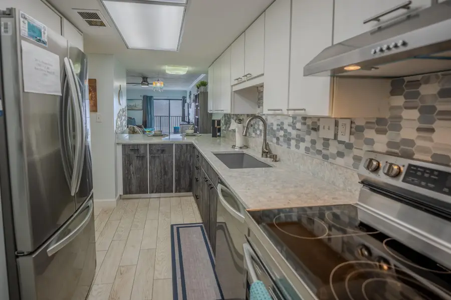 201 E Ocean Drive #311, Key Colony Beach, FL 33051 - Image #3